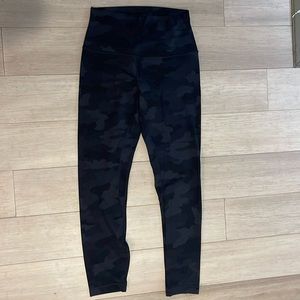 Lululemon 25” camo align leggings